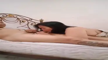 Paman Bawa Bibi Ke Hotel Hangatkan Ranjang